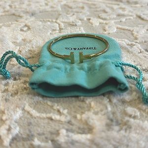 Beautiful Tiffany bracelet! Love it for stacking!